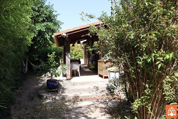 Villa plain pied T5 sur terrain de 1300 m² avec piscine Lancon provence Villa plain pied T5 sur terrain de 1300 m² avec piscine Lancon provence