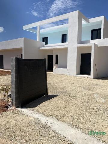 A voir Flayosc villa neuve F4 de 130m terrasse 44m sur 1500m terrain à finir 423000€ CRN2359 Flayosc (83780)