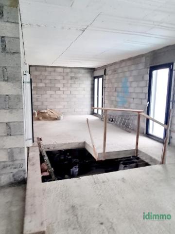 A voir Flayosc villa neuve F4 de 130m terrasse 44m sur 1500m terrain à finir 423000€ CRN2359 Flayosc (83780)