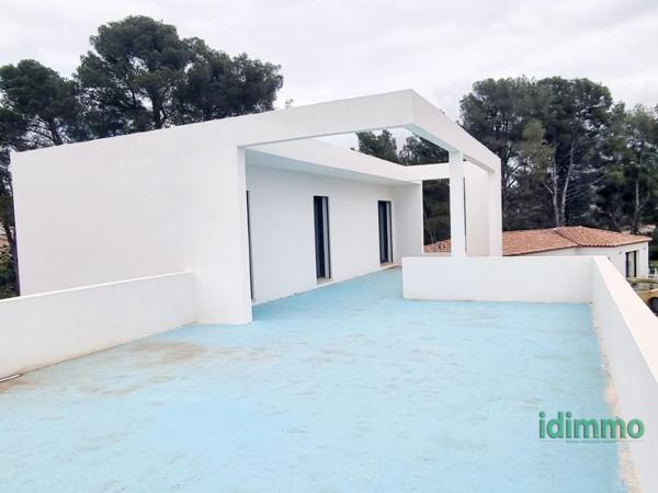 A voir Flayosc villa neuve F4 de 130m terrasse 44m sur 1500m terrain à finir 423000€ CRN2359 Flayosc (83780)
