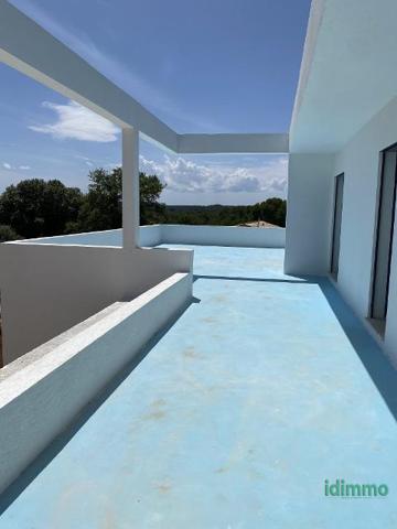 A voir Flayosc villa neuve F4 de 130m terrasse 44m sur 1500m terrain à finir 423000€ CRN2359 Flayosc (83780)