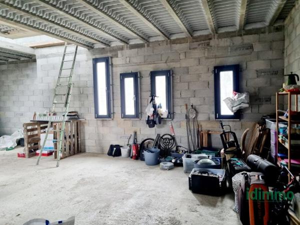 A voir Flayosc villa neuve F4 de 130m terrasse 44m sur 1500m terrain à finir 423000€ CRN2359 Flayosc (83780)