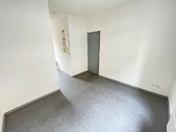 Studio type F1 bis 18m² - JARVILLE LA MALGRANGE