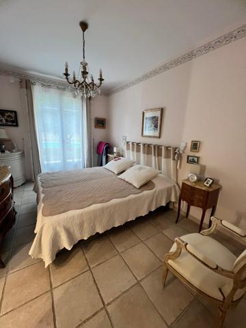 Maison de 2001 parfaitement entretenue.