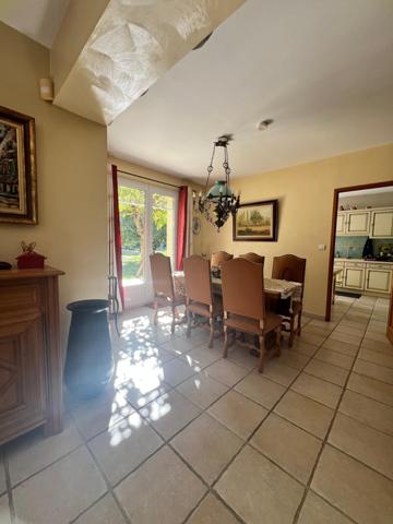 Maison de 2001 parfaitement entretenue.