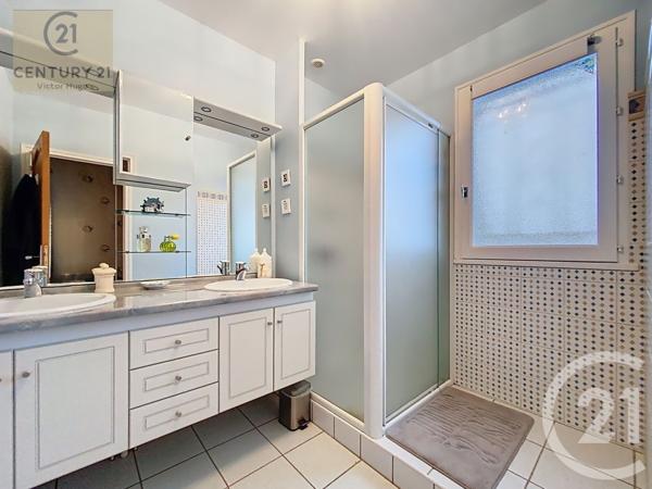 Maison à vendre  6 pièces - 197,05 m2 COUZEIX - 87