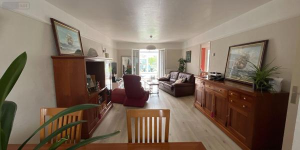 Pavillon à vendre à Châlons-en-Champagne dans la Marne (51000), ref : 51001-123