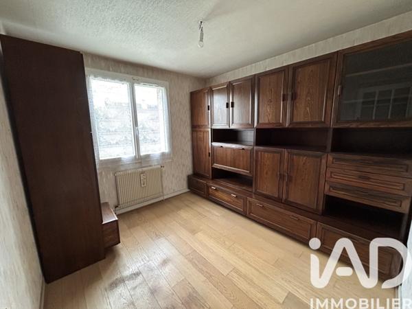 Maison à vendre 5 pièces 81,5 m² Vert-Saint-Denis