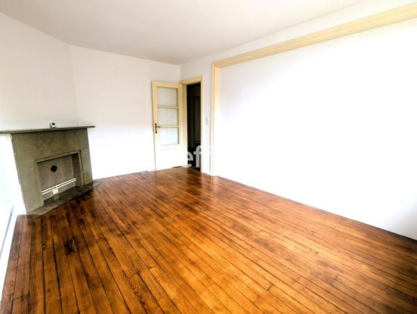Appartement
         3 pièces
        - 69 m² 140 000 € *