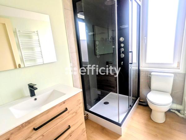 Appartement
         3 pièces
        - 69 m² 140 000 € *