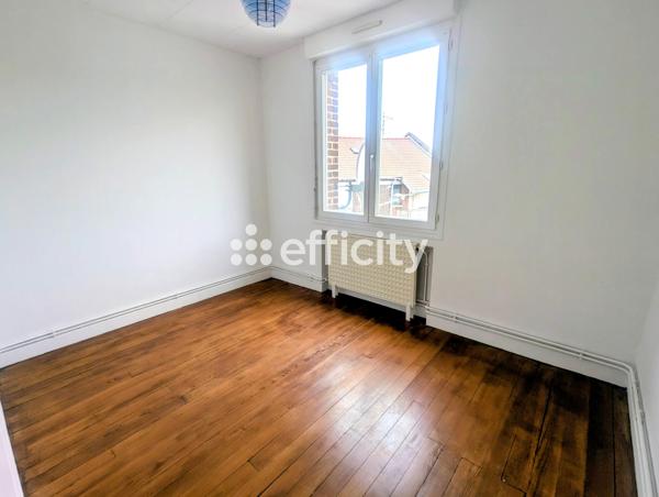 Appartement
         3 pièces
        - 69 m² 140 000 € *