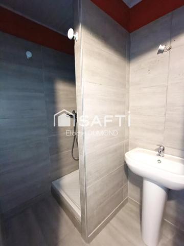 Jolie maison de plain-pied de 148 m2 habitable sur terrain de plus de 5 hectares