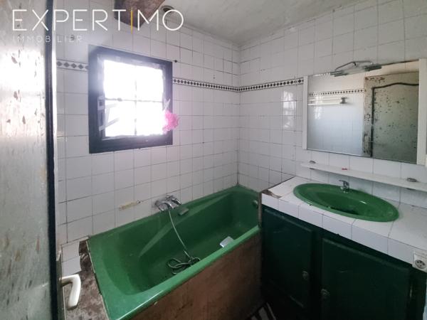 Saint-Riquier-en-Rivière (76340) LONGERE A RENOVER ENTIEREMENT 286M²