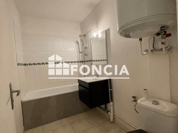 Location Studio 24.63 m² - 112-116 RUE ARAGO Loos 59120