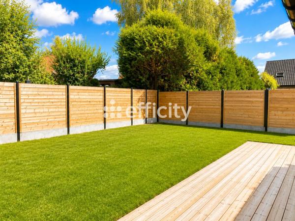 Maison
         6 pièces
        - 80 m² Exclusivité 235 000 € *