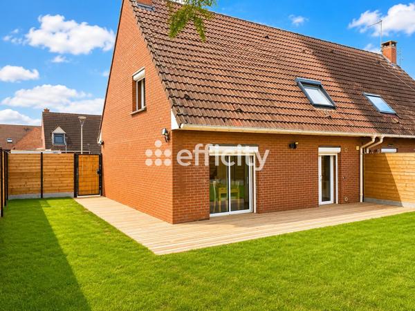 Maison
         6 pièces
        - 80 m² Exclusivité 235 000 € *