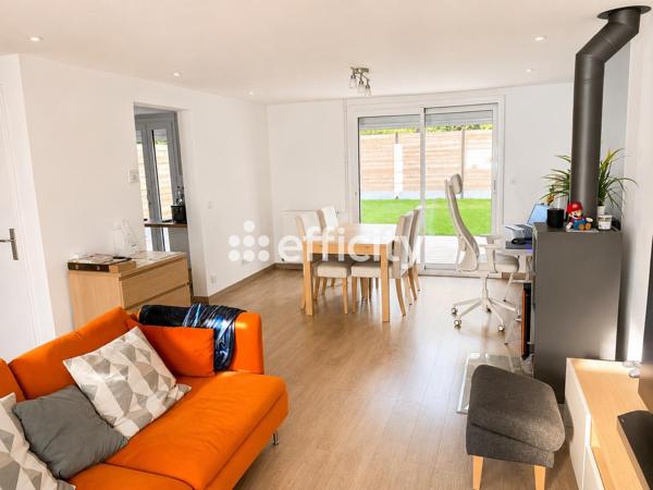 Maison
         6 pièces
        - 80 m² Exclusivité 235 000 € *