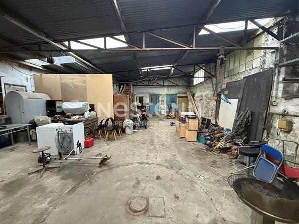 Hangar situé sur Frencq