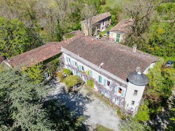 Vente Maison de maître Castres 7 Pièces 355 m²