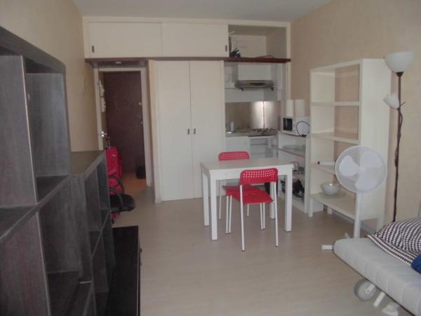 T1 MEUBLE HYPER CENTRE