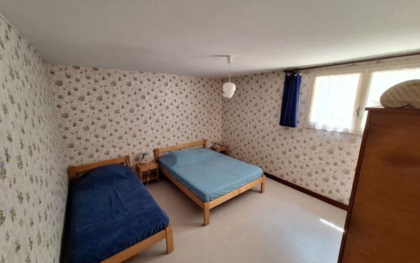 Maison à vendre    6 pièces • 302 m2 Saint-Georges-de-Didonne