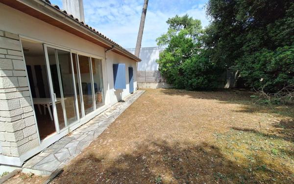 Maison à vendre    6 pièces • 302 m2 Saint-Georges-de-Didonne