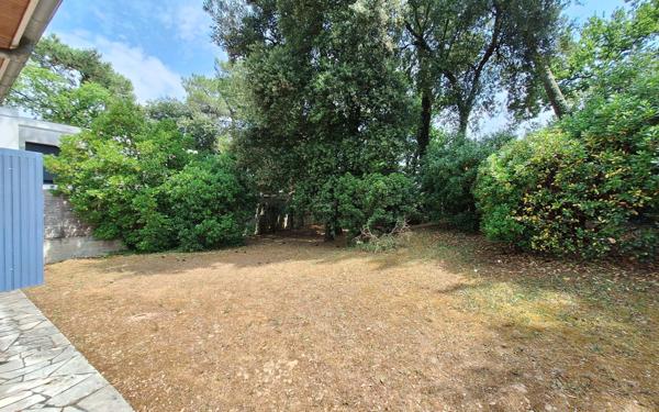 Maison à vendre    6 pièces • 302 m2 Saint-Georges-de-Didonne