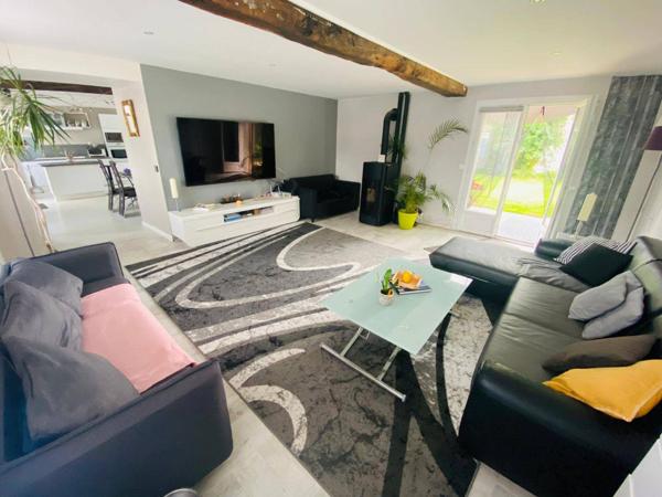 Maison mitoyenne Centre Bourg de 127 m²