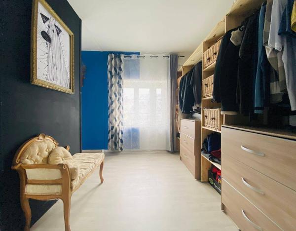 Maison mitoyenne Centre Bourg de 127 m²