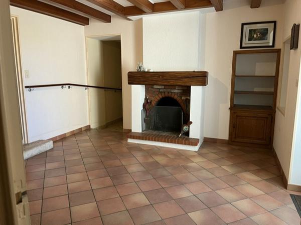 Maison à vendre |  Fontaines |  6 pièces | 125 m²