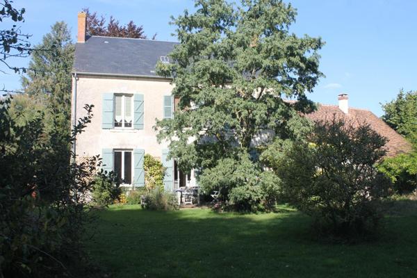 Maison à GESNES-LE-GANDELIN, 72130 - 7 pièces 180m²