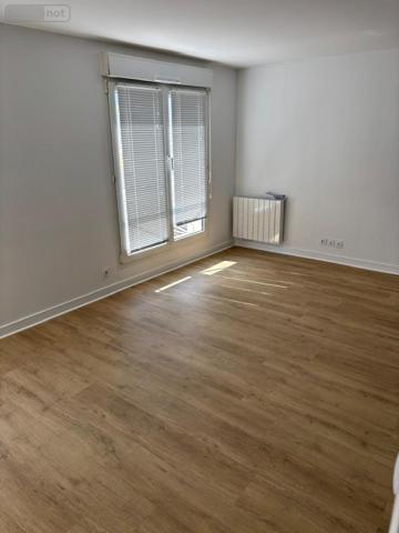 Appartement à louer à Nantes en Loire-Atlantique (44000), ref : 49009-L97   
Canclaux