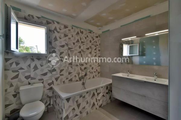 Vente                                                      Maison
                        
                     4 pièces                      89 m2                     à Saint-Gauzens