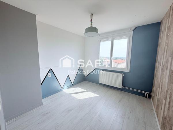 PAVILLON 4 CHAMBRES + GARAGE ET JARDIN A NIORT