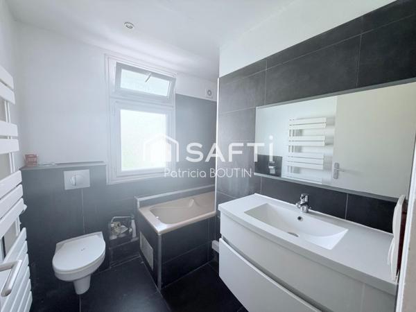 PAVILLON 4 CHAMBRES + GARAGE ET JARDIN A NIORT