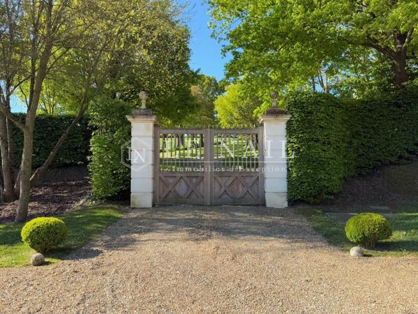 Authentique manoir Monument Historique à vendre en Haut-Anjou