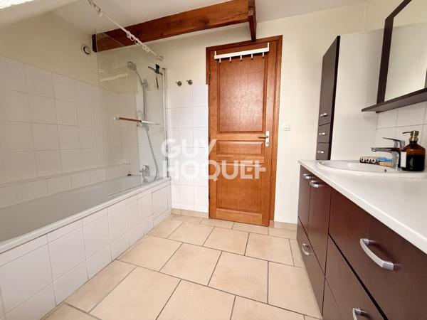 Appartement à louer à Reims Secteur Barbâtre/Gambetta de 4 pièces de 78.95 m²