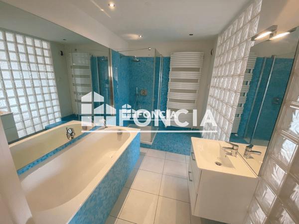 Location Appartement 3 pièces 96.6 m² - 8 RUE DE LA JUSTICE Mulhouse 68100