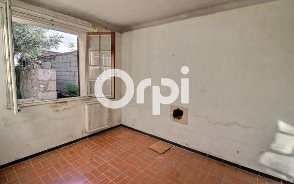 Maison à vendre    5 pièces • 101,42 m2 Marseille 14