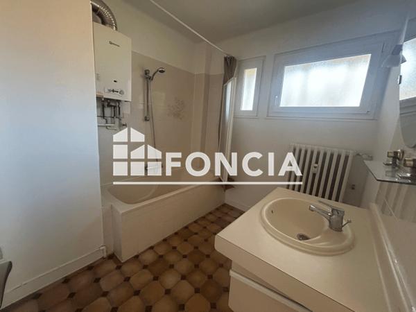Location Appartement 3 pièces 80 m² - RES. LES ORMES Strasbourg 67200