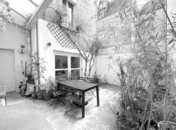 Cathédrale – Duplex avec terrasse – 365.000 € fai
