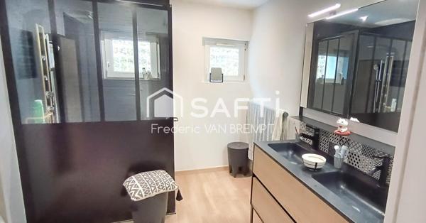 Propriété comprenant deux Maisons de 121M2 et 107M2