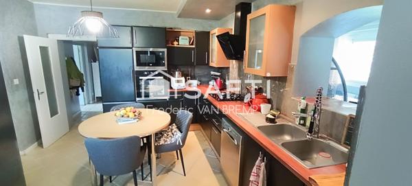 Propriété comprenant deux Maisons de 121M2 et 107M2