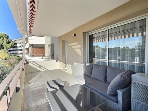 A vendre appartement de type 3 avec terrasse et parking à Marseille 13013 - Saint Jérôme