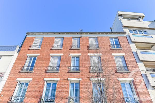 Immeuble à vendre  459,25 m2 LA COURNEUVE - 93