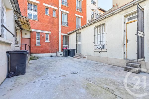 Immeuble à vendre  459,25 m2 LA COURNEUVE - 93