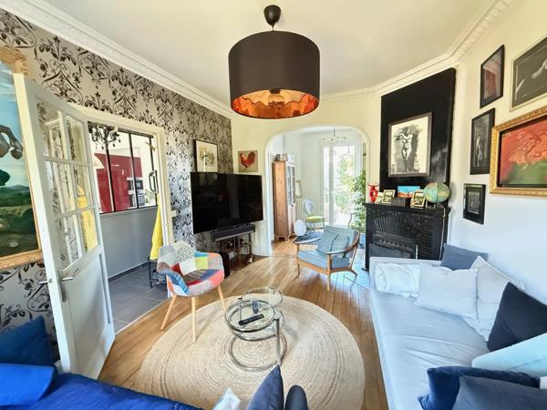 Vente                                                      Maison
                        
                     5 pièces                                         à Combs-la-Ville