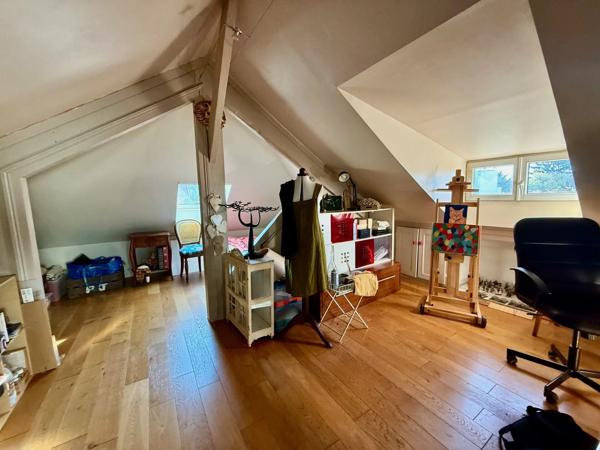 Vente                                                      Maison
                        
                     5 pièces                                         à Combs-la-Ville