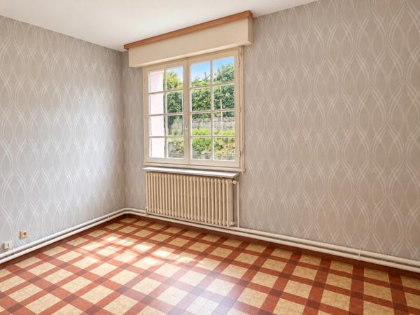 MAISON DE CARACTERE - 7 CHAMBRES