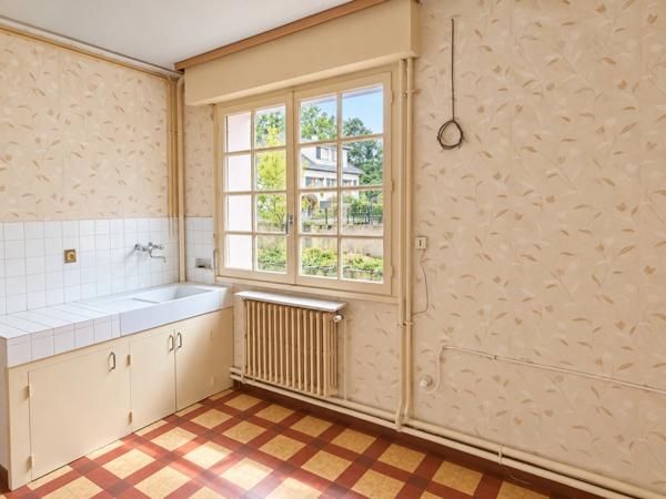 MAISON DE CARACTERE - 7 CHAMBRES
